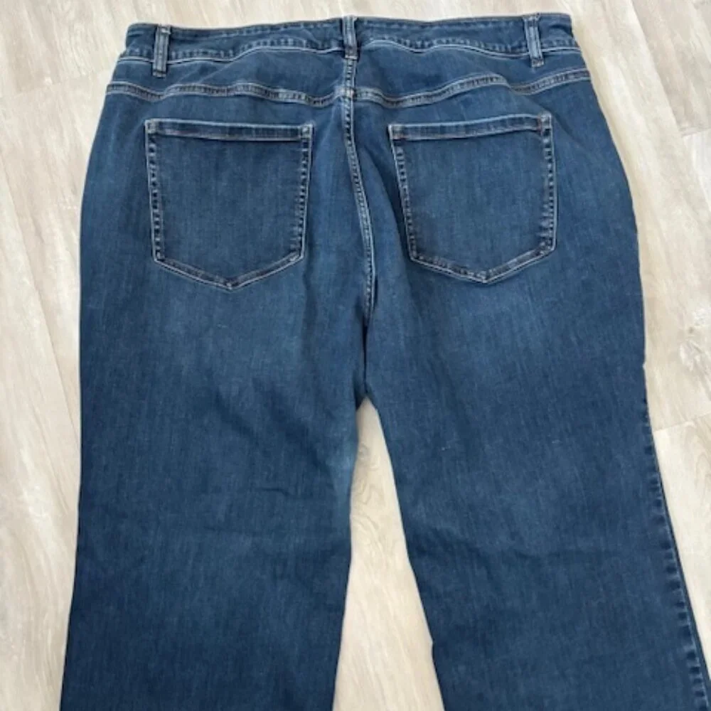 Lane Bryant Flex Magic Waistband Curvy Fit High Rise Bootcut size 24 - Picture 5 of 9